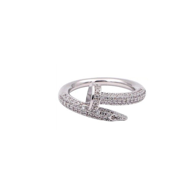 Classic  Zircon Ring